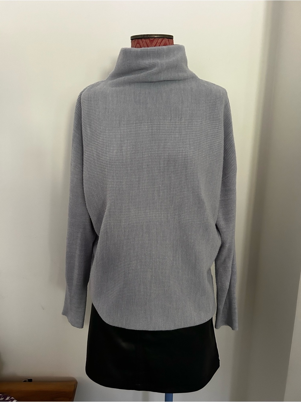 Ellen Tracy Light Gray Funnel Neck Sweater